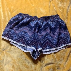 Patterned shorts